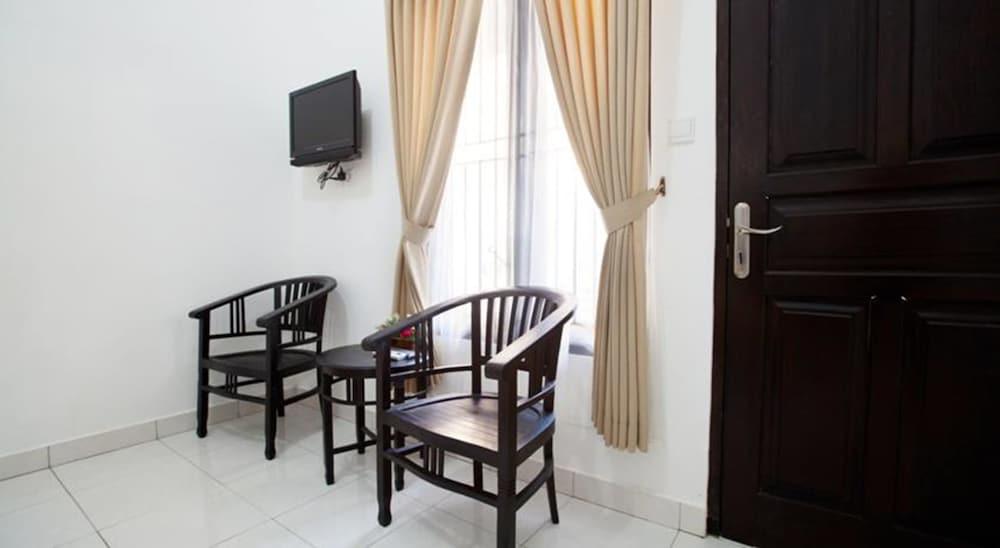 Seminyak Point Guest House Exterior foto
